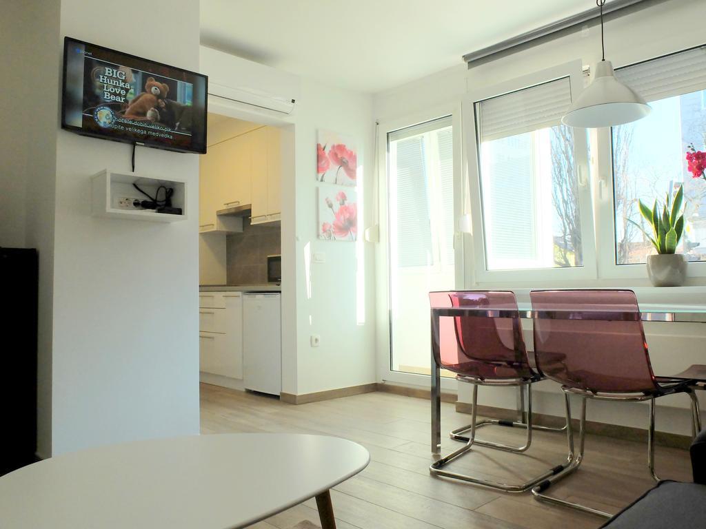 Apartment Center Flat